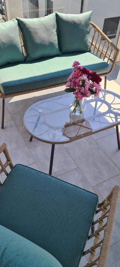 Apartman Lotos Lägenhet Trogir Exteriör bild