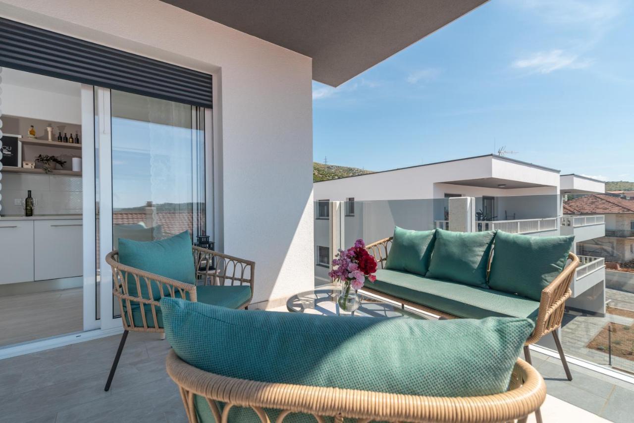 Apartman Lotos Lägenhet Trogir Exteriör bild